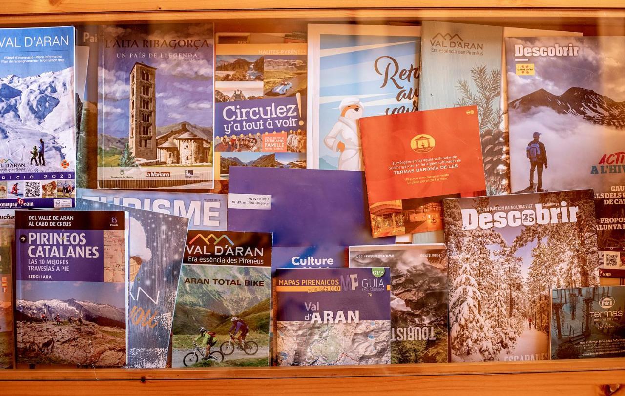 Apartamento con Encanto Vielha Esterno foto